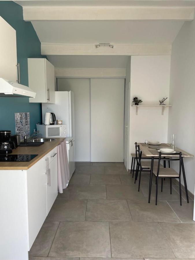 « La Parenthese » Gite En Camargue อาร์ลส์ ภายนอก รูปภาพ
